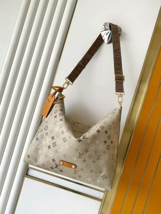 Picture of Louis Vuitton Handbags _SKUfw239242070fw